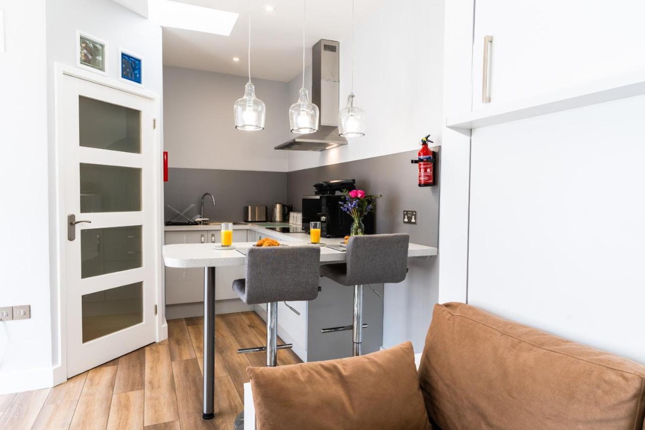 Finest Retreats - The Hideaway - Studio Apartment In بورثليفين المظهر الخارجي الصورة